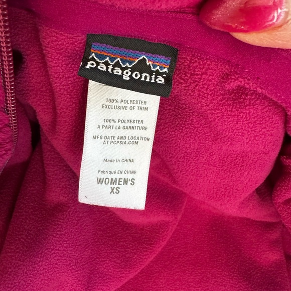 Patagonia Fuchsia Full-Zip Hoodie - Picture 4 of 5